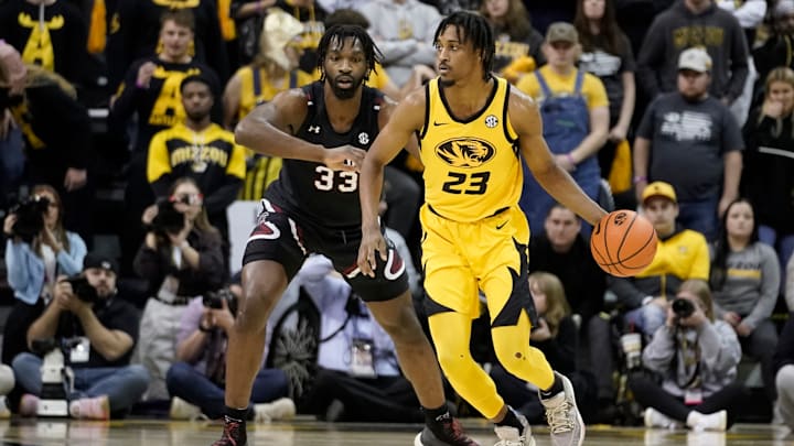 Future Mizzou Tiger Josh Gray (33) guards Mizzou forward Aidan Shaw (23) in a game last season.