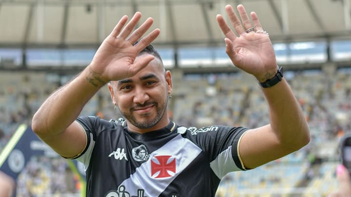 Payet pode ser titular contra o São Paulo Payet pode ser titular contra o São Paulo