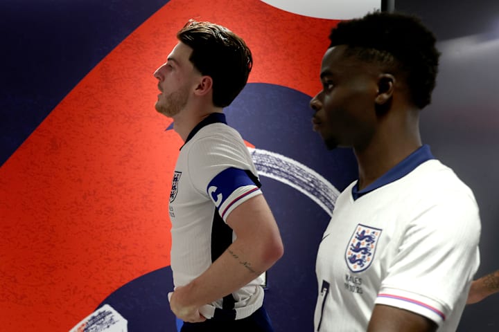 เดคลัน ไรซ์ (ซ้าย) และบูกาโย ซากา