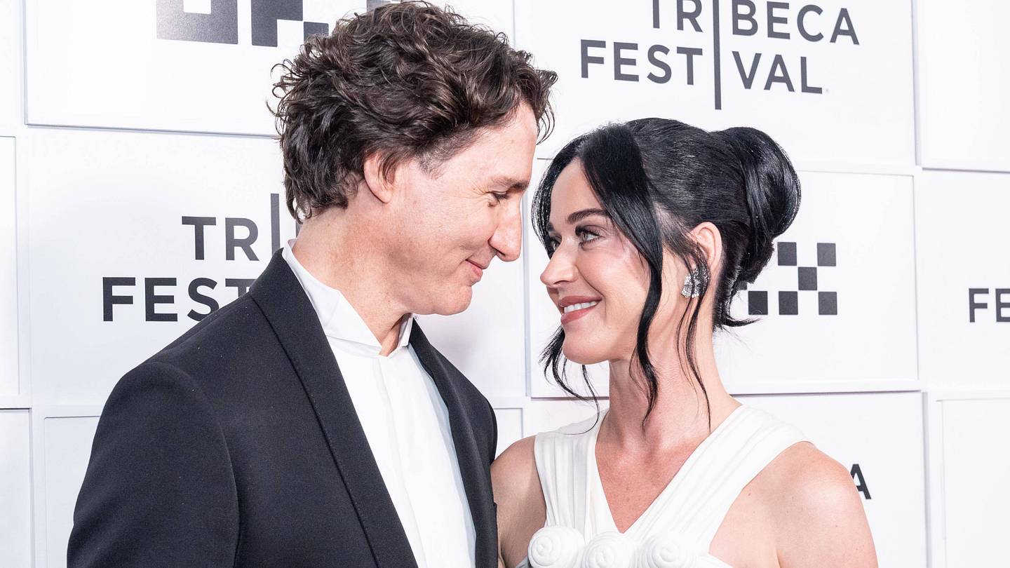 Justin Trudeau Bails On Team Canada's World Cup Opener to Watch Girlfriend Katy Perry