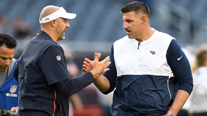 Former Bears coach Matt Nagy greets Mike Vrabel before a Bears-Titans game. Is Vrabel the leader of men the Bears covet?