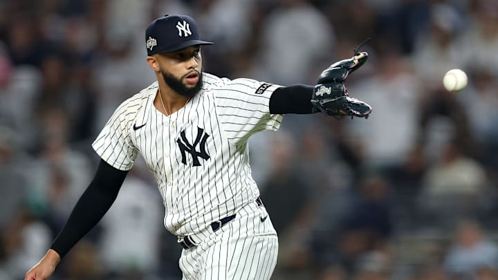 Division Series - Toronto Blue Jays v New York Yankees - Game Three Division Series - Toronto Blue Jays v New York Yankees - Game Three