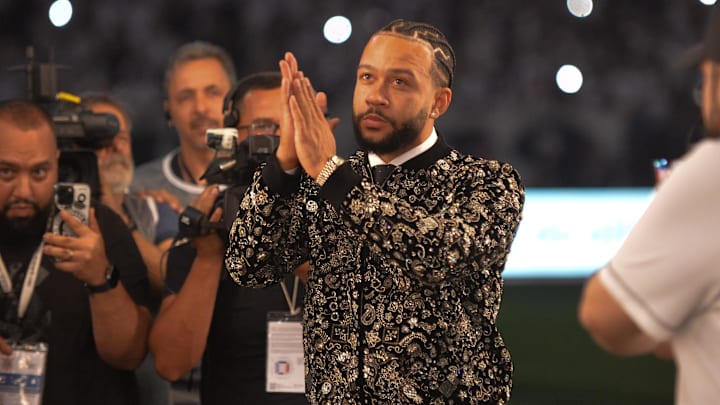 Memphis Depay foi apresentado nesta noite na Neo Química Arena Memphis Depay foi apresentado nesta noite na Neo Química Arena