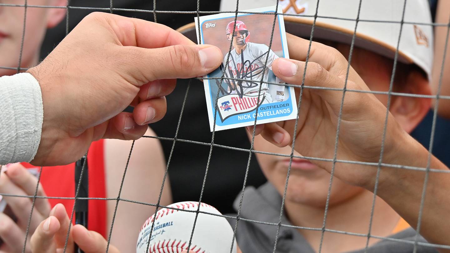 Phillies fans must be very careful chasing Francisco Renteria in 2026 Bowman Chrome
