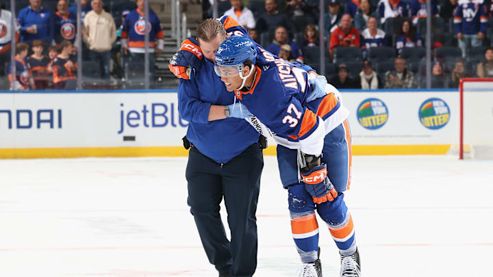 Philadelphia Flyers v New York Islanders