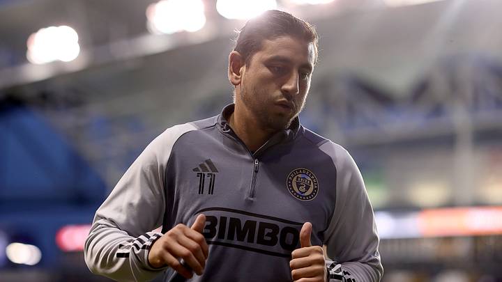 Bedoya re-signs with the Union Bedoya re-signs with the Union