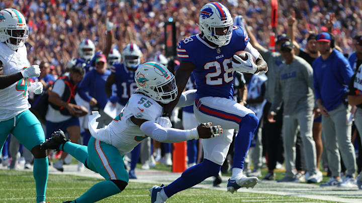 Miami Dolphins v Buffalo Bills
