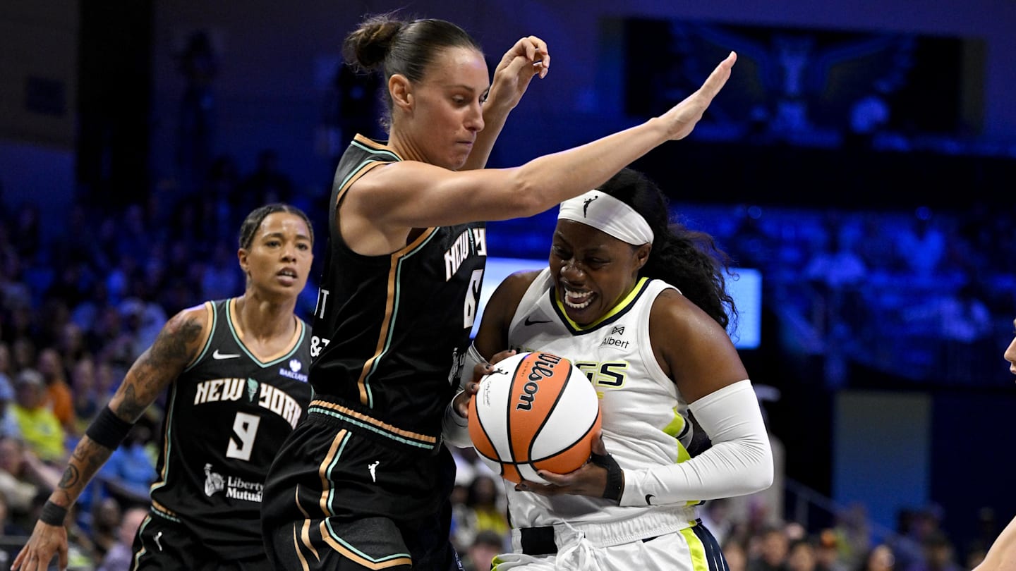 Dallas Wings Upset Breanna Stewart-Less Liberty 92-82