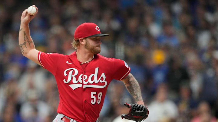 Cincinnati Reds v Milwaukee Brewers