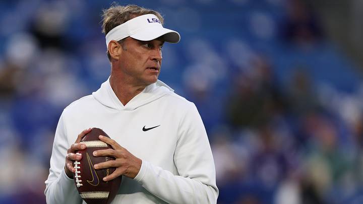 Oct 10, 2026; Lexington, Kentucky, USA; LSU Tigers head coach Lane Kiffin looks on during warm ups against the Kentucky Wildcats at Kroger Field. Mandatory Credit: Jordan Prather-Imagn Images Oct 10, 2026; Lexington, Kentucky, USA; LSU Tigers head coach Lane Kiffin looks on during warm ups against the Kentucky Wildcats at Kroger Field. Mandatory Credit: Jordan Prather-Imagn Images