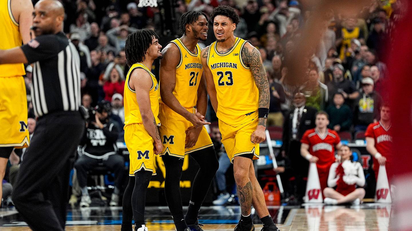 Yaxel Lendeborg or Morez Johnson Jr.? Which Michigan Man Sho