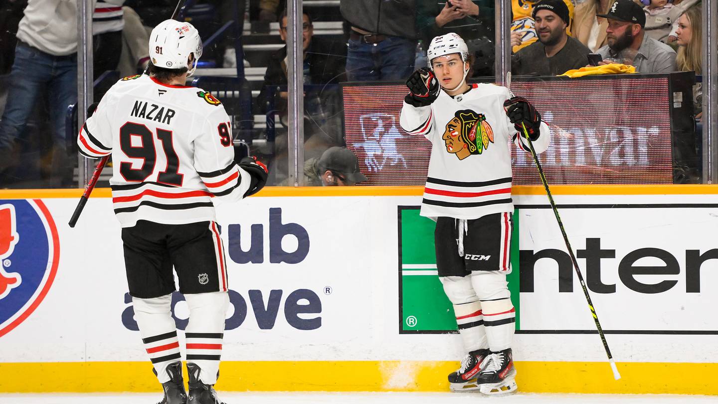Blackhawks happy to go young down the middle