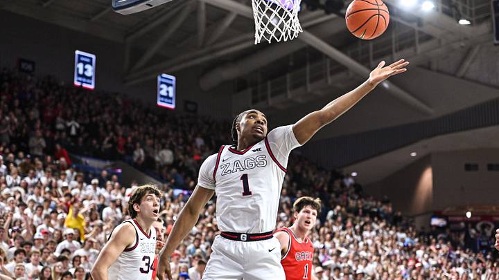 Gonzaga senior guard Michael Ajayi (1).