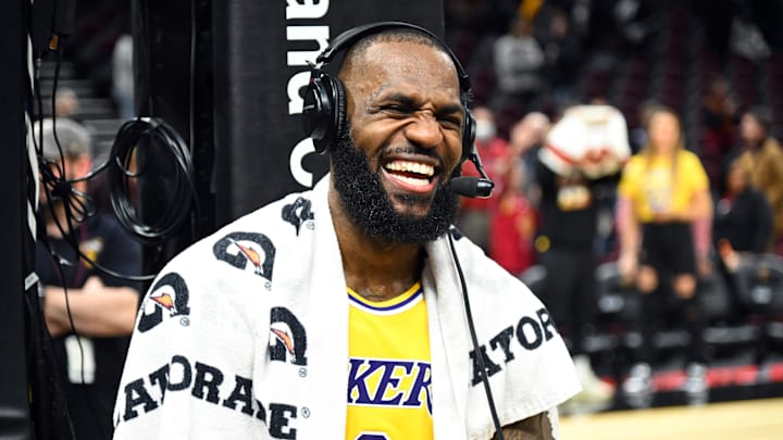 Lakers ganaron su primer partido