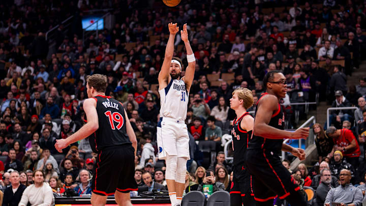 Dallas Mavericks v Toronto Raptors