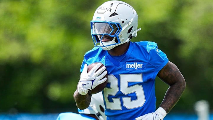 Detroit Lions running back Kye Robichaux (25) practices during OTA at Meijer Performance Center in Allen Park on Friday, May 30, 2025.