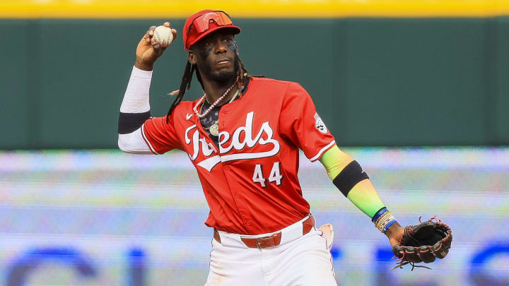 Jun 8, 2024; Cincinnati, Ohio, USA; Cincinnati Reds shortstop Elly De La Cruz (44) throws to first to get Chicago Cubs shortstop Dansby Swanson (not pictured) out in the seventh inning at Great American Ball Park. Mandatory Credit: Katie Stratman-USA TODAY Sports