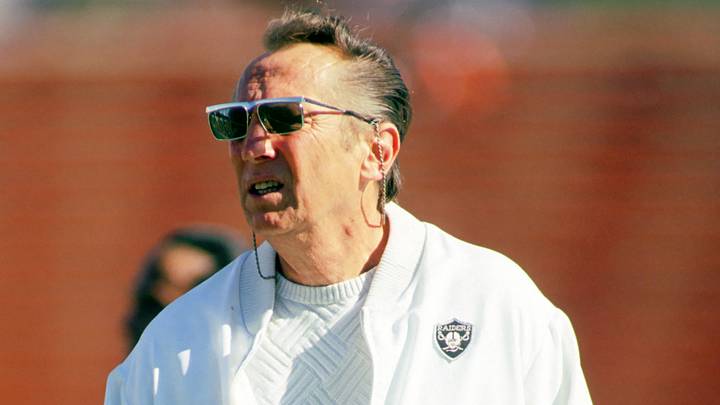 Dec 3, 1989; Los Angeles, CA, USA; FILE PHOTO; Los Angeles Raiders owner Al Davis  Mandatory Credit: Photo By USA TODAY Sports