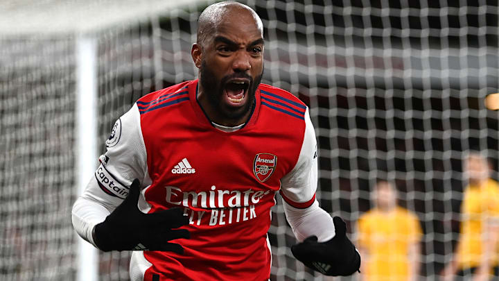 Alexandre Lacazette a repris du poil de la bête. Alexandre Lacazette a repris du poil de la bête.