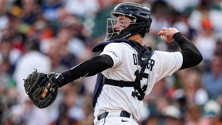 Detroit Tigers catcher Dillon Dingler (13) practices a throw after an injury. Credit Detroit Tigers catcher Dillon Dingler (13) practices a throw after an injury. Credit