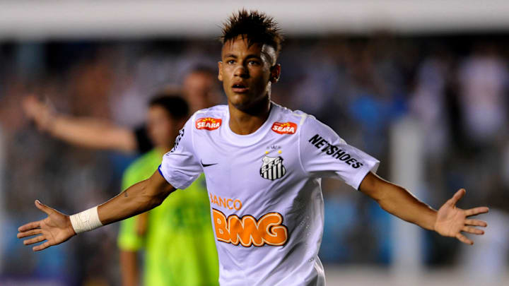 Neymar se despediu do Santos em 2013