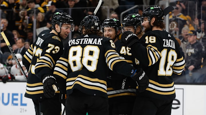 Ottawa Senators v Boston Bruins