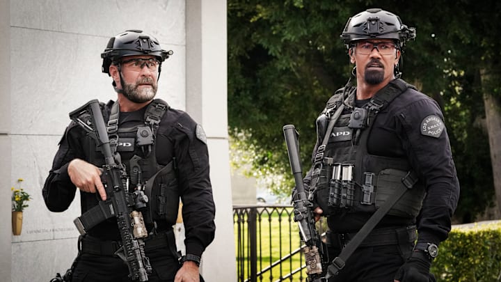 “Good for Nothing” – 20-Squad must leap into action when Yakuza Assassins descend on L.A., targeting a number of mysterious Japanese ex-pats. Meanwhile, Nichelle finds her job on the line at the Inspector General’s office when a colleague accuses her of taking bribes, on S.W.A.T., Friday, March 1 (8:00-9:00 PM, ET/PT) on the CBS Television Network, and streaming on Paramount+ (live and on demand for Paramount+ with SHOWTIME subscribers, or on demand for Paramount+ Essential subscribers the day