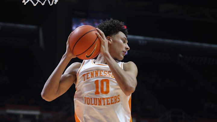 Feb 18, 2026; Knoxville, Tennessee, USA; Tennessee Volunteers forward Nate Ament (10) rebounds the ball against the Oklahoma Sooners. Feb 18, 2026; Knoxville, Tennessee, USA; Tennessee Volunteers forward Nate Ament (10) rebounds the ball against the Oklahoma Sooners.