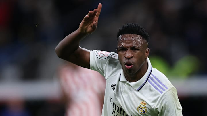 Vinicius et le Real se qualifient pour les demi finales de la Coupe du Roi Vinicius et le Real se qualifient pour les demi finales de la Coupe du Roi