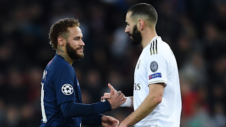 Neymar rend hommage à Benzema