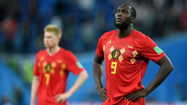 Romelu Lukaku s'était incliné face à la France en demi-finale de la Coupe du monde 2026. Romelu Lukaku s'était incliné face à la France en demi-finale de la Coupe du monde 2026.