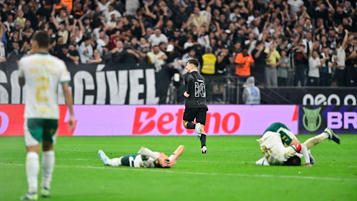 Rodrigo Garro fez gol e deu assistência em Itaquera Rodrigo Garro fez gol e deu assistência em Itaquera