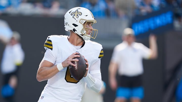 Nov 9, 2025; Charlotte, North Carolina, USA; New Orleans Saints quarterback Tyler Shough (6) looks to pass during the second quarter against the Carolina Panthers at Bank of America Stadium. Mandatory Credit: Jim Dedmon-Imagn Images Nov 9, 2025; Charlotte, North Carolina, USA; New Orleans Saints quarterback Tyler Shough (6) looks to pass during the second quarter against the Carolina Panthers at Bank of America Stadium. Mandatory Credit: Jim Dedmon-Imagn Images