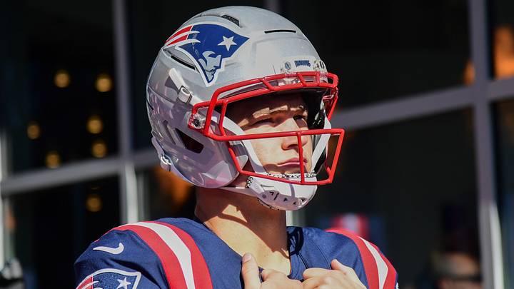 New England Patriots quarterback Drake Maye (10) gets set to take the field prior to a game against the New York Jets at Gillette Stadium. Mandatory Credit: Bob DeChiara-Imagn Images