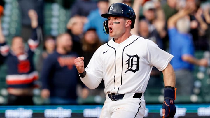 Kevin McGonigle and the Tigers are road underdogs at Fenway Park.