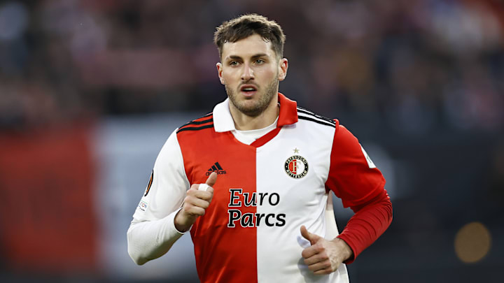 Santigo Giménez con el Feyenoord