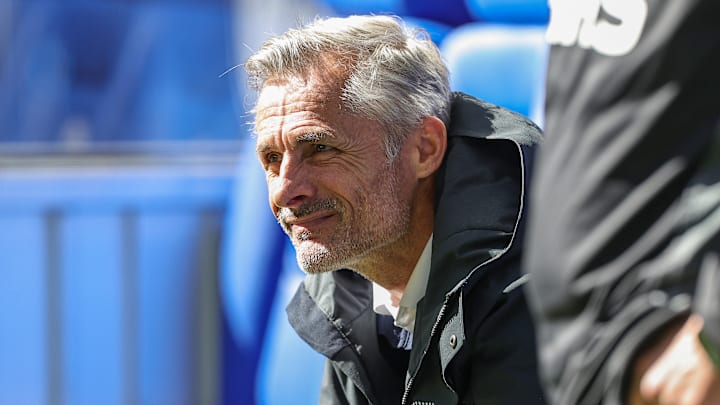 Kees van Wonderen muss beim FC Schalke den Rauswurf fürchten Kees van Wonderen muss beim FC Schalke den Rauswurf fürchten