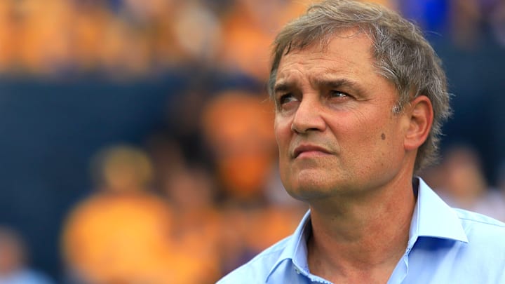 Tigres UANL v Cruz Azul - Torneo Apertura 2022 Liga MX