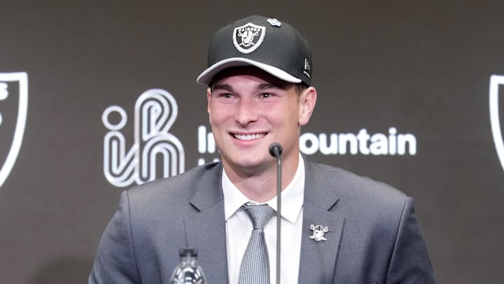 Fernando Mendoza’s mom Elsa gave a sweet speech after he was drafted by the Raiders No. 1 overall.