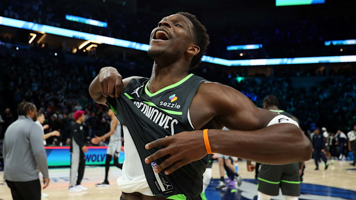 San Antonio Spurs v Minnesota Timberwolves