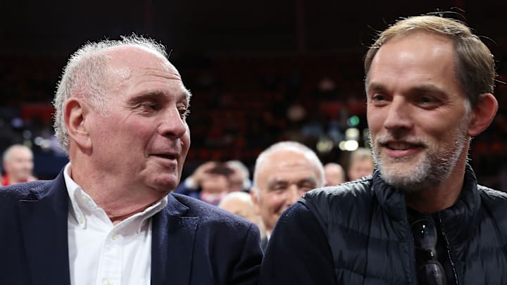Uli Hoeneß mit Thomas Tuchel auf der JHV 2023