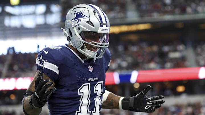 Dallas Cowboys linebacker Micah Parsons had 12 sacks during the 2024 season.