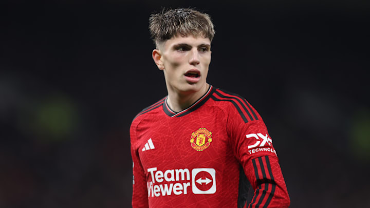 Manchester United v Aston Villa - Premier League