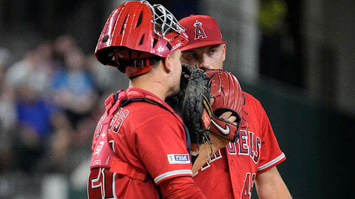 Los Angeles Angels v Texas Rangers