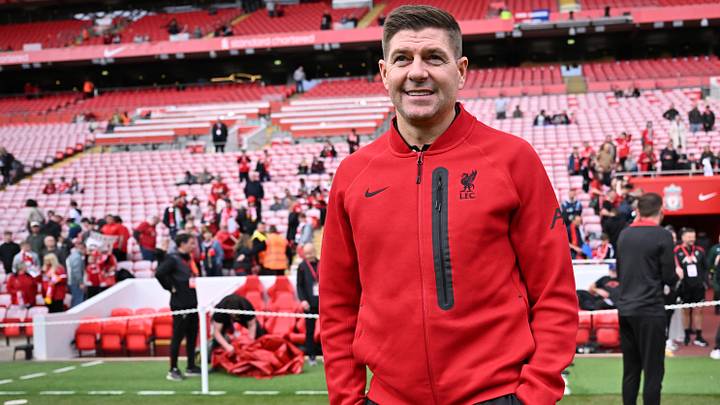 Liverpool Legends v Chelsea Legends: Charity Match