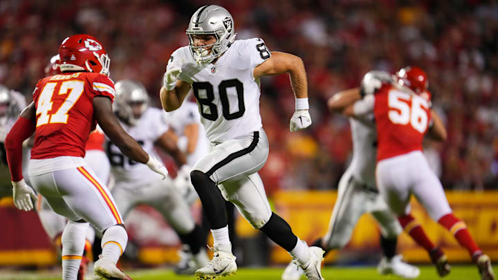 Las Vegas Raiders v Kansas City Chiefs