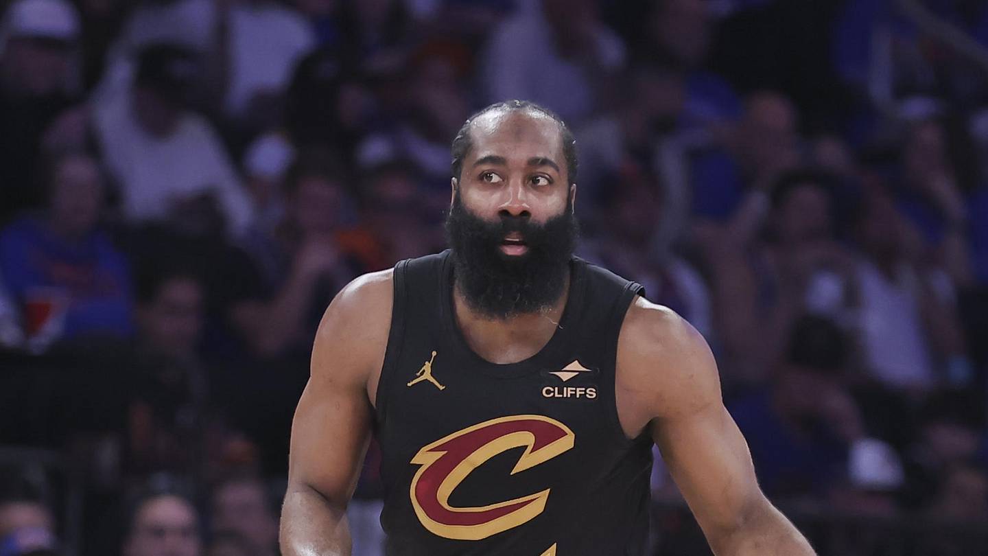 Two Alarming Reasons Why Cavaliers Blew 22-Point Game 1 Lead Against Knicks