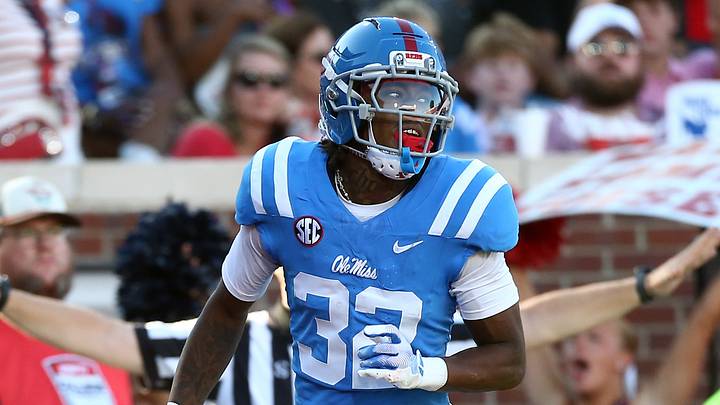 Sep 27, 2025; Oxford, Mississippi, USA; Mississippi Rebels defensive back Chris Graves Jr. (32) reacts after a pass breakup during the third quarter against the LSU Tigers at Vaught-Hemingway Stadium. Mandatory Credit: Petre Thomas-Imagn Images Sep 27, 2025; Oxford, Mississippi, USA; Mississippi Rebels defensive back Chris Graves Jr. (32) reacts after a pass breakup during the third quarter against the LSU Tigers at Vaught-Hemingway Stadium. Mandatory Credit: Petre Thomas-Imagn Images