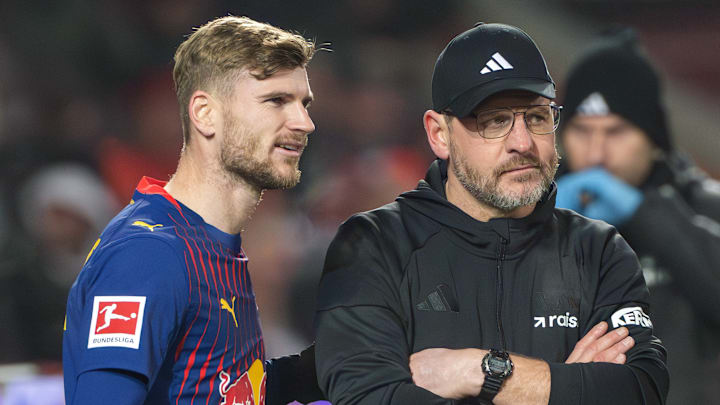 Timo Werner im Gespräch mit Union-Trainer Steffen Baumgart