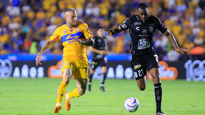 Tigres UANL v Leon - Torneo Apertura 2023 Liga MX